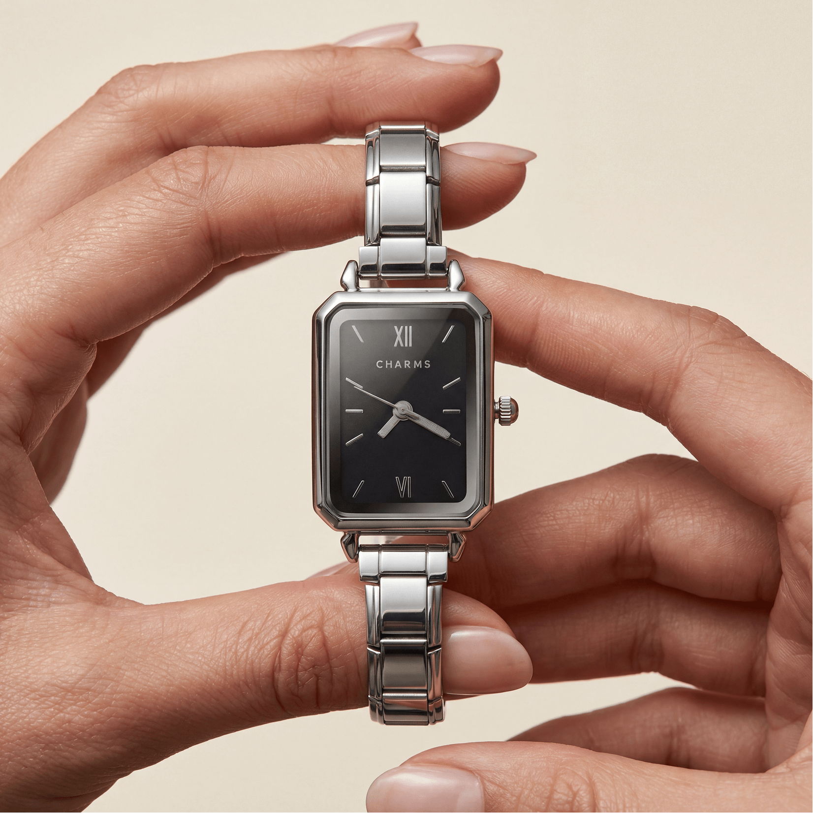 Como Watch Silver – Black Dial Edition